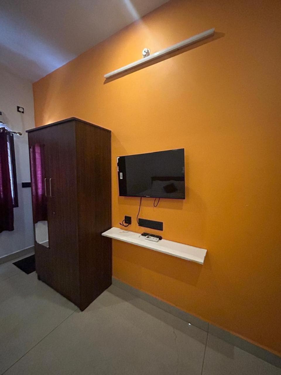 The Ocean Grand Hotel Puducherry Buitenkant foto