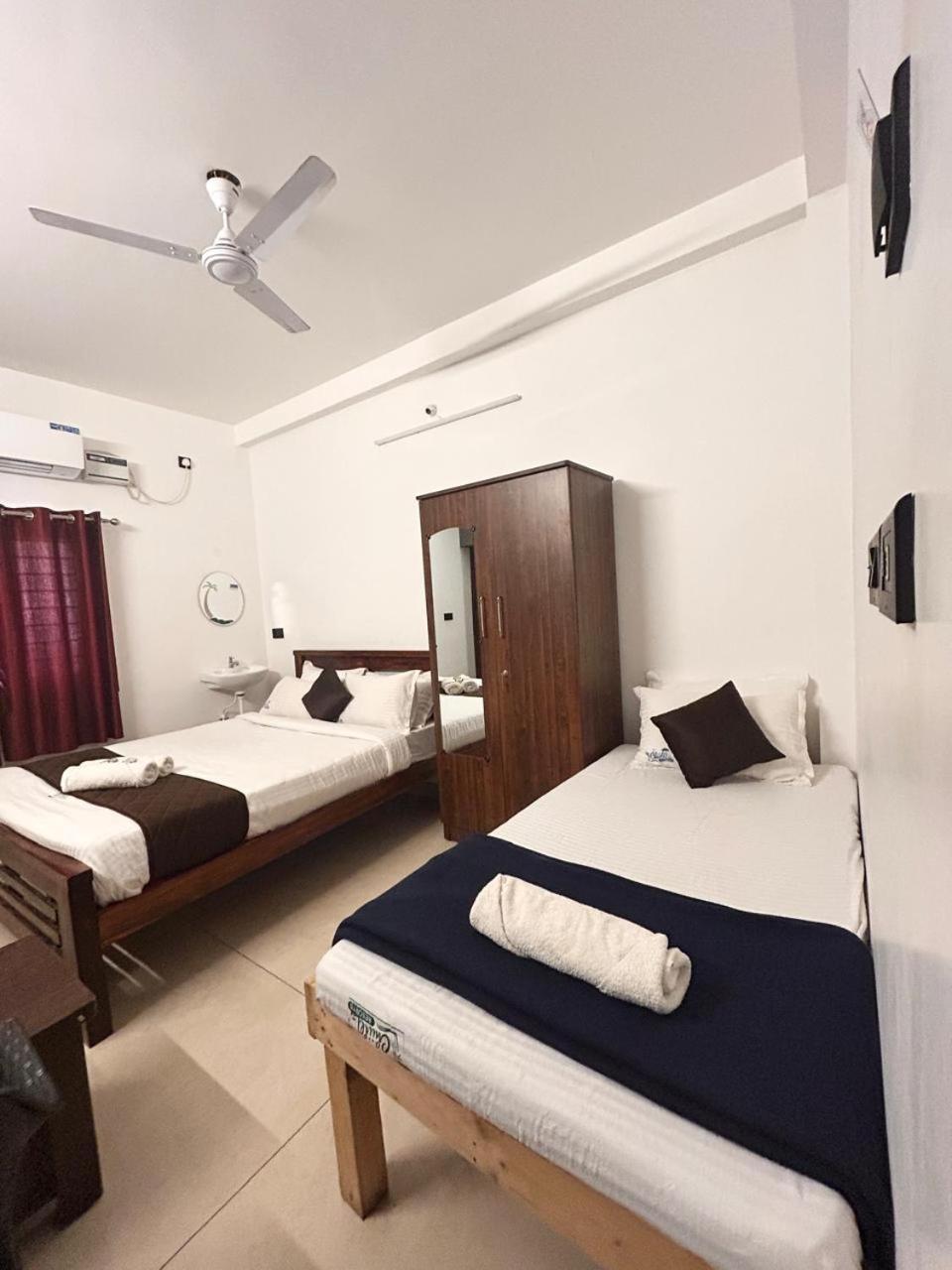 The Ocean Grand Hotel Puducherry Buitenkant foto