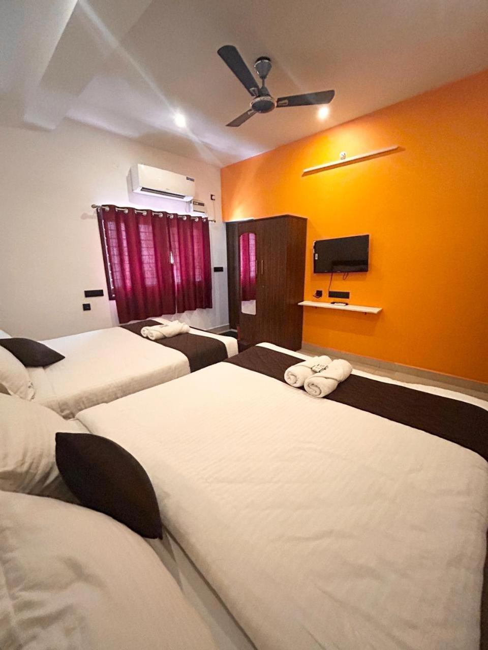 The Ocean Grand Hotel Puducherry Buitenkant foto