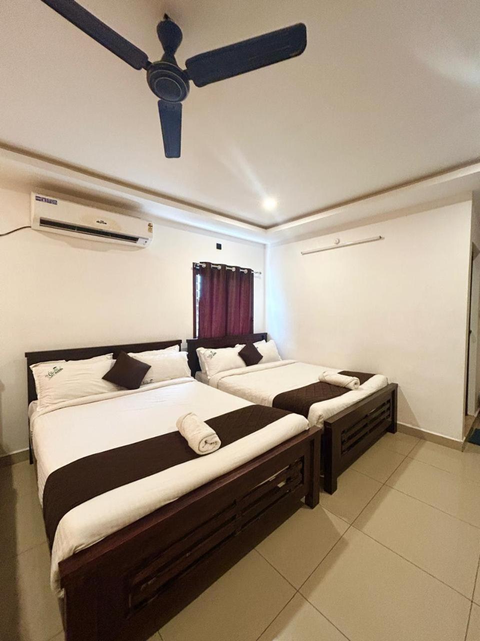 The Ocean Grand Hotel Puducherry Buitenkant foto